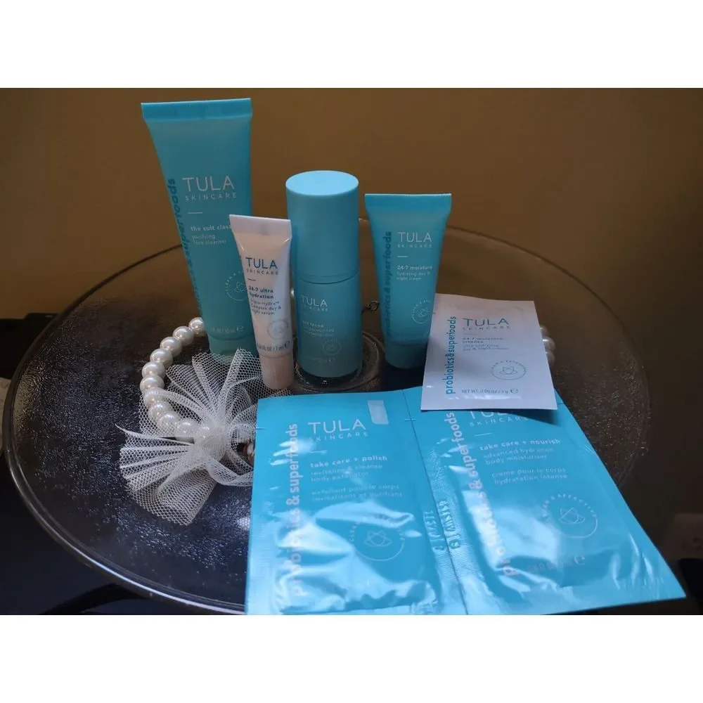 Tula Set (7) Cleanser,‎ Toner, Moisturizer, And Hydrating Size. SAMPLE SIZE